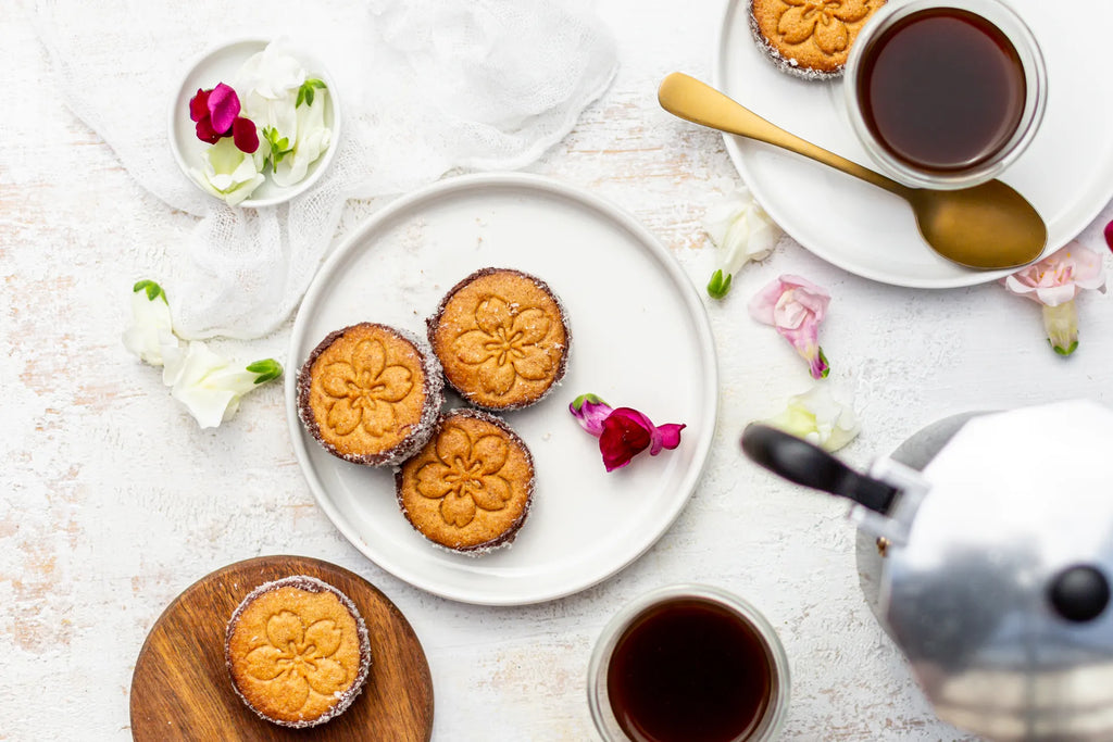Coconut, Chocolate, and Mannabrew Sandwiches
      
      
       &ndash; MannaBrew USA