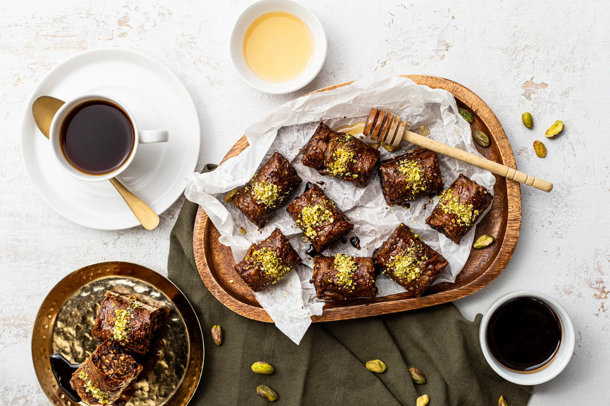 Mannabrew and Cashew Nut Baklava Fingers